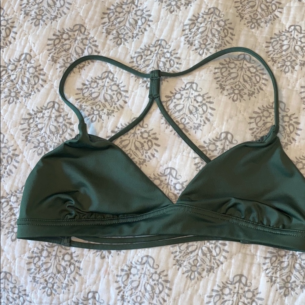 VS sports bra never worn